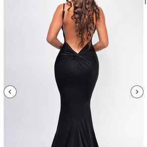 Emprada low back evening gown NWT size s